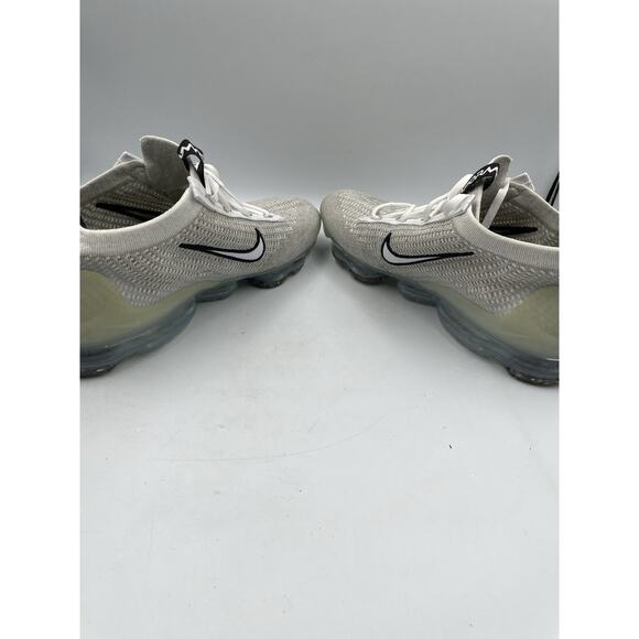 Nike Air VaporMax 2021 Flyknit Monochrome Size 11.5 - Excellent Condition - Picture 7 of 10